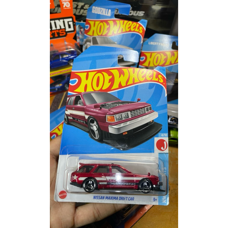 Hotwheels nissan maxima drift