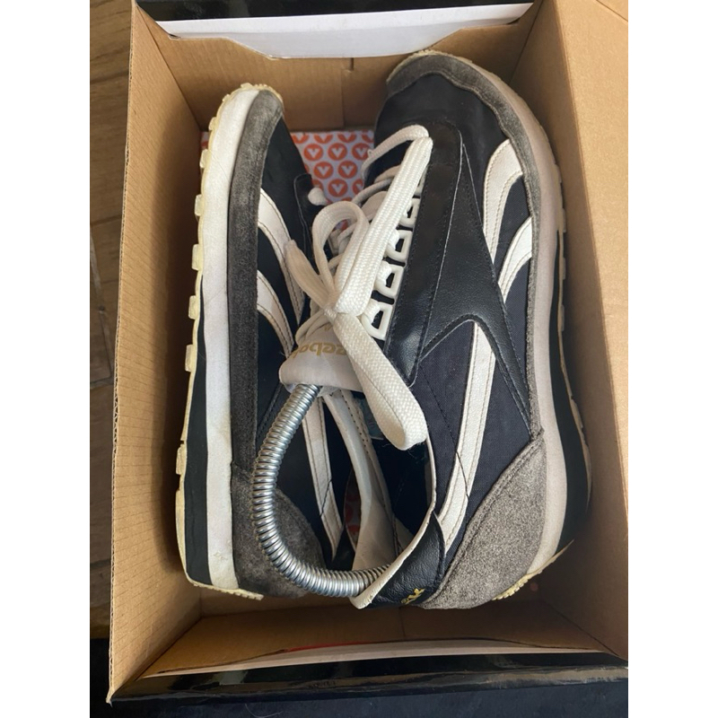 reebok aztec black white