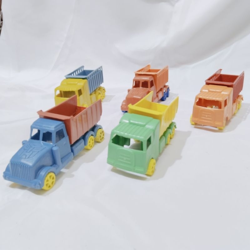 truck pasir kecil, truck tronton