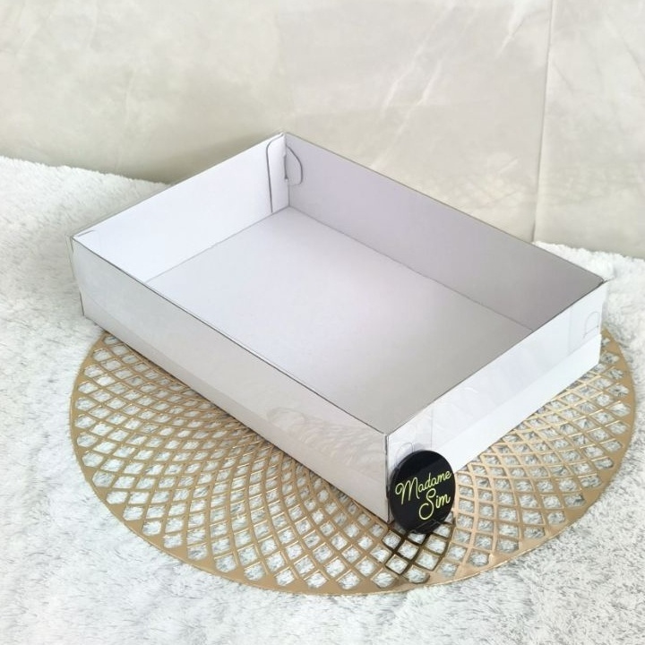 

KF7 BOX MIKA SESERAHAN DUS HANTARAN KOTAK SOUVENIR 31x21x7 WK ISI 1 PCS