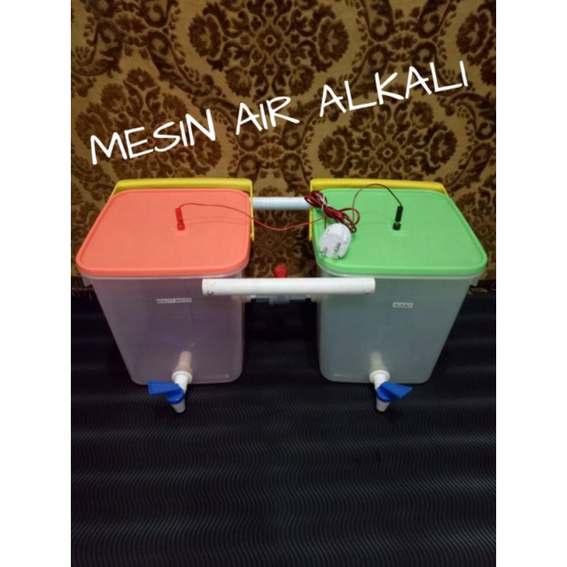 Mesin air alkali.