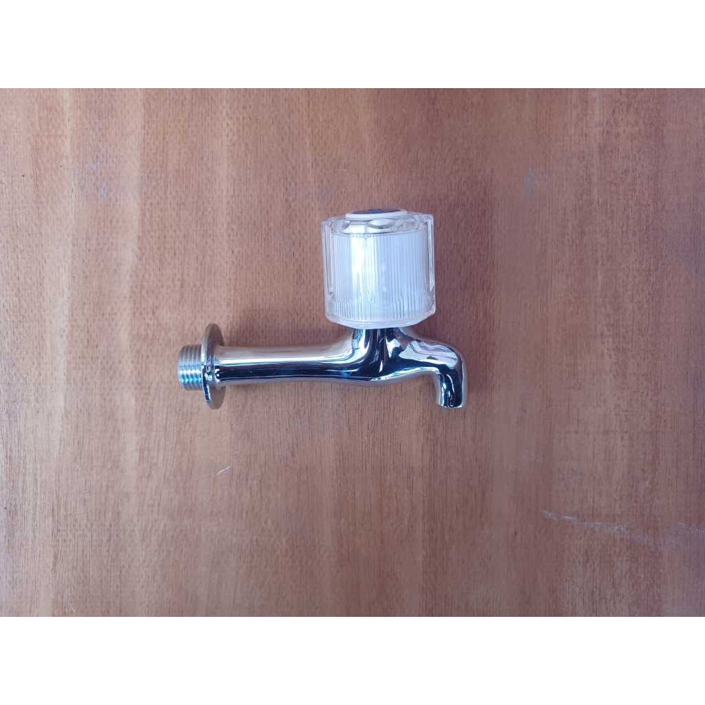 Kran san ei /kran air /kran dinding san ei