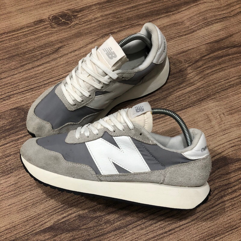 New balance 237