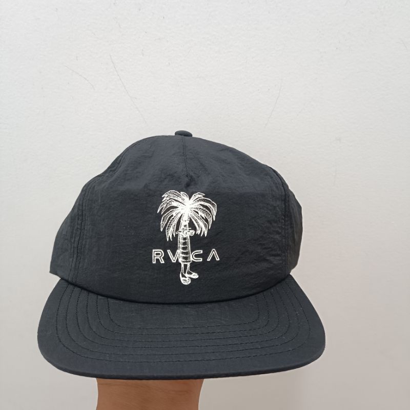 Topi pria Rvca black snapback polyester