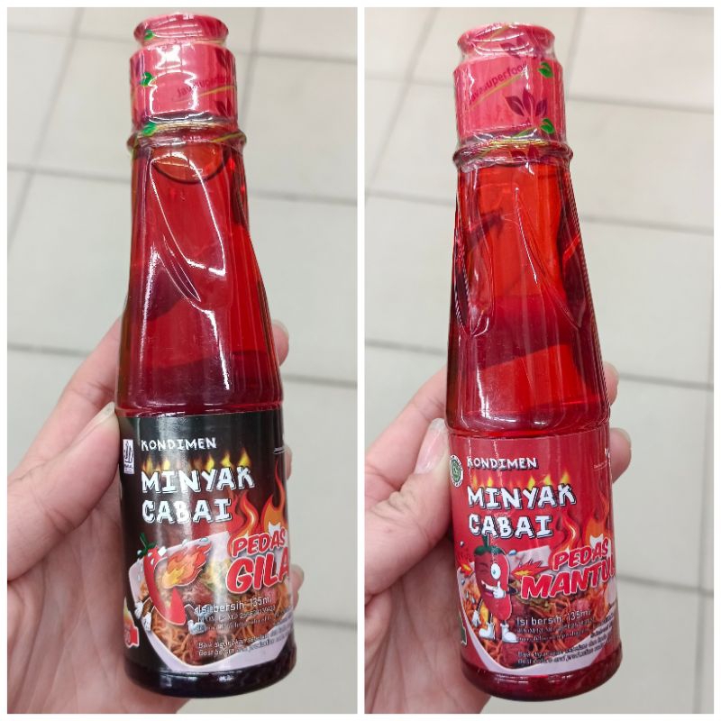 

135ml Kondimen minyak cabai cabe pedas mantul / pedas gila