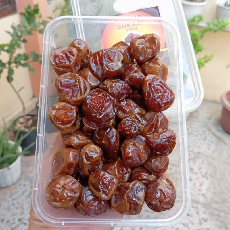 

KURMA SUKARI 500 GRAM / Kurma Sukari Manis, Lembut dan Lezat