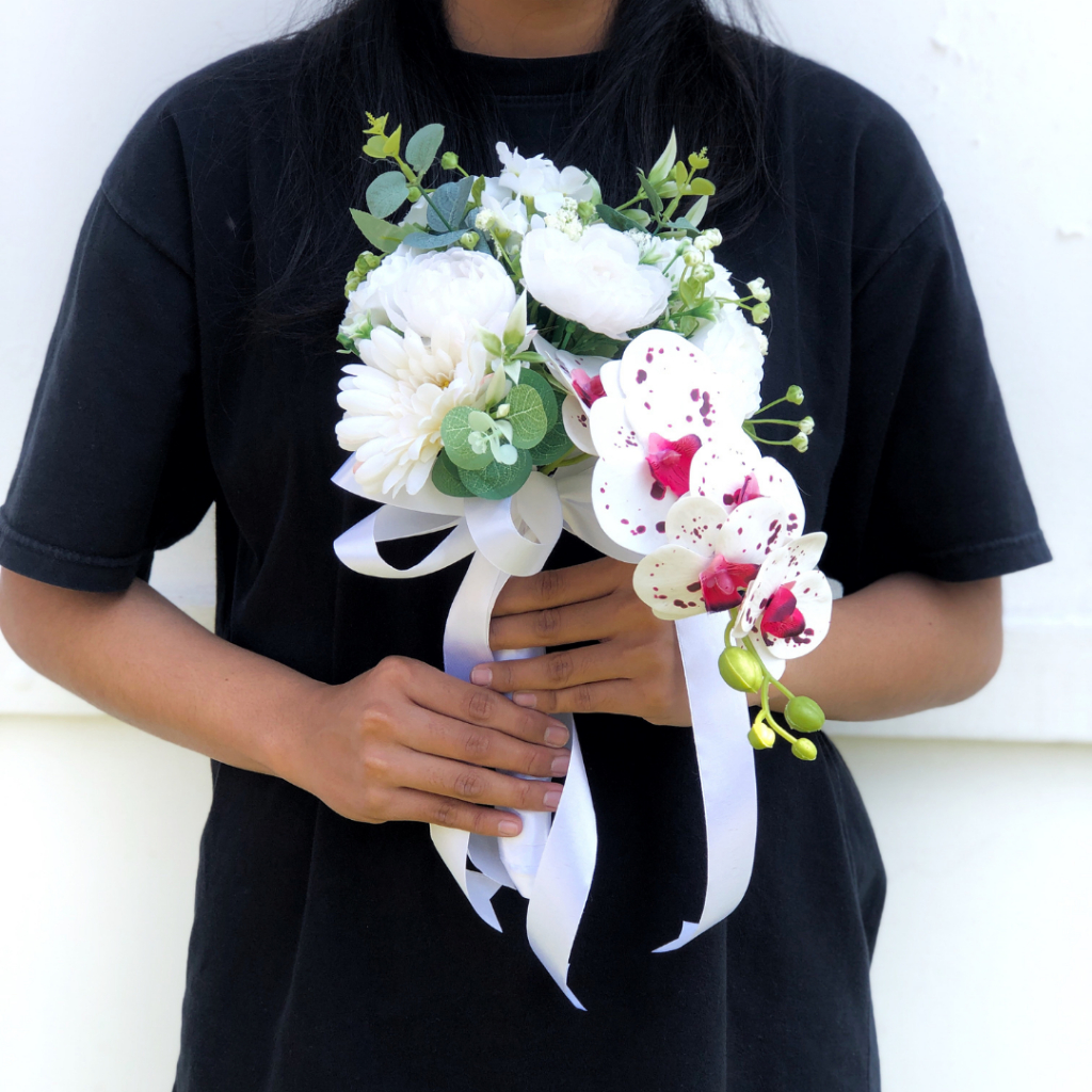 Hand bouquet buket wedding pengantin / lamaran bunga artificial