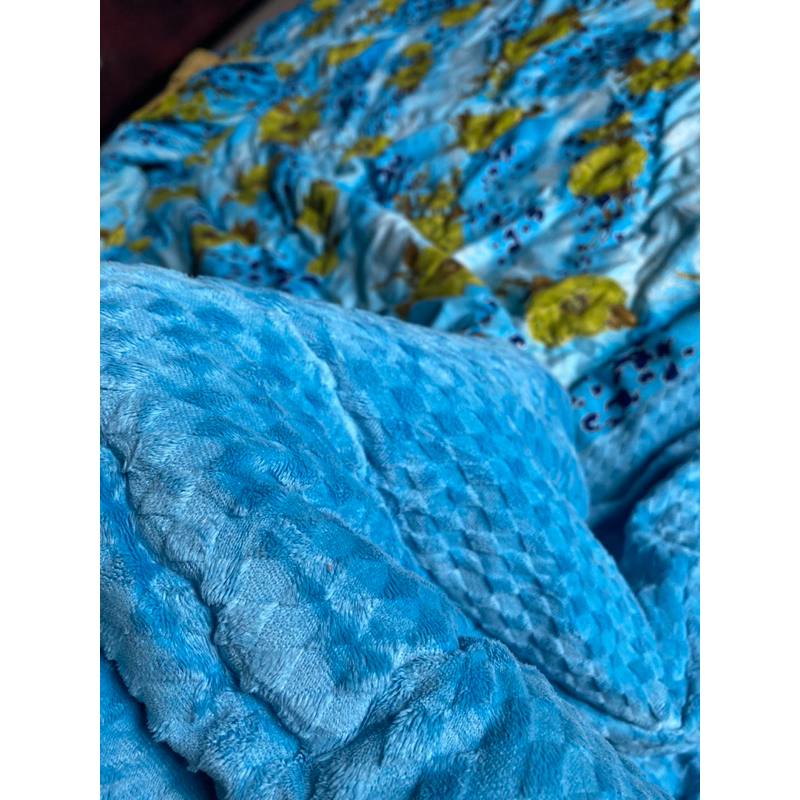 [PRELOVED] Bc Bedcover Velvet bulu Premium | sprei | Selimut Import | Ambal