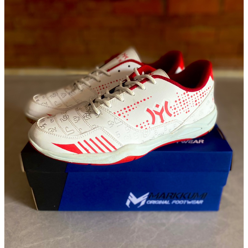 sepatu batminton tenis voli dan joging original markkumi