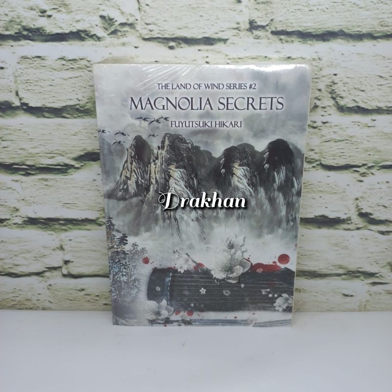 Novel Magnolia Secrets by Fuyutsuki Hikari