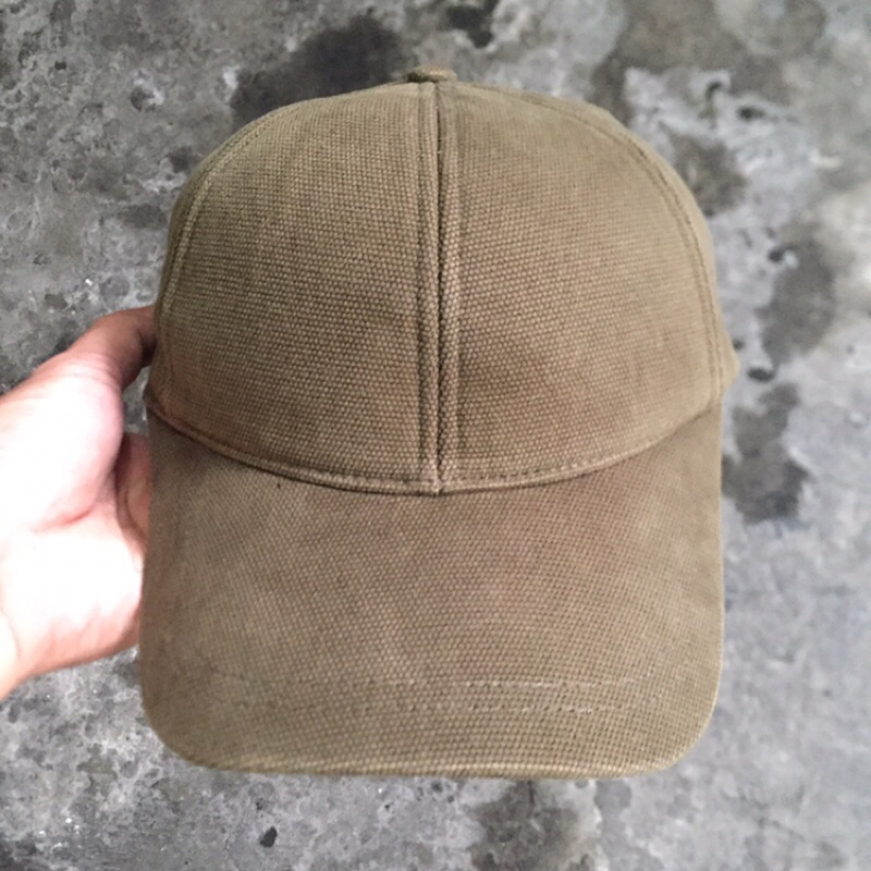 Topi Bekas Second Zara Interfere