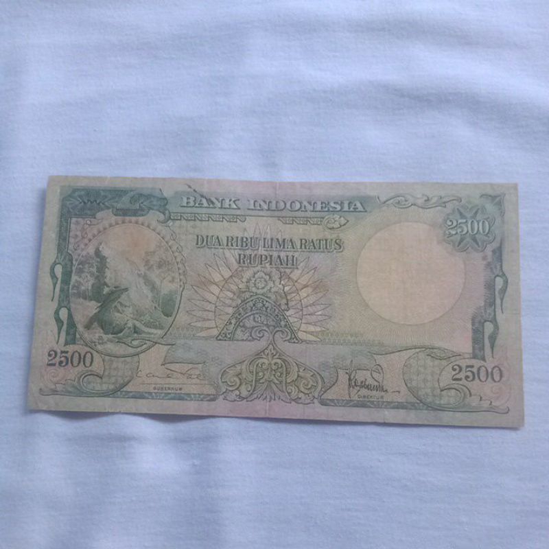 seri hewan 2500 komodo tahun 1957