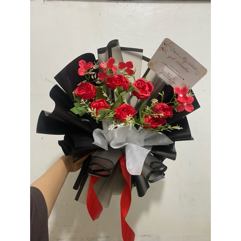 Buket Wisuda Buket Sempro Buket Bunga Palsu Merah Hitam Bunga Peony Merah Dark Beauty Feminine Bouqu