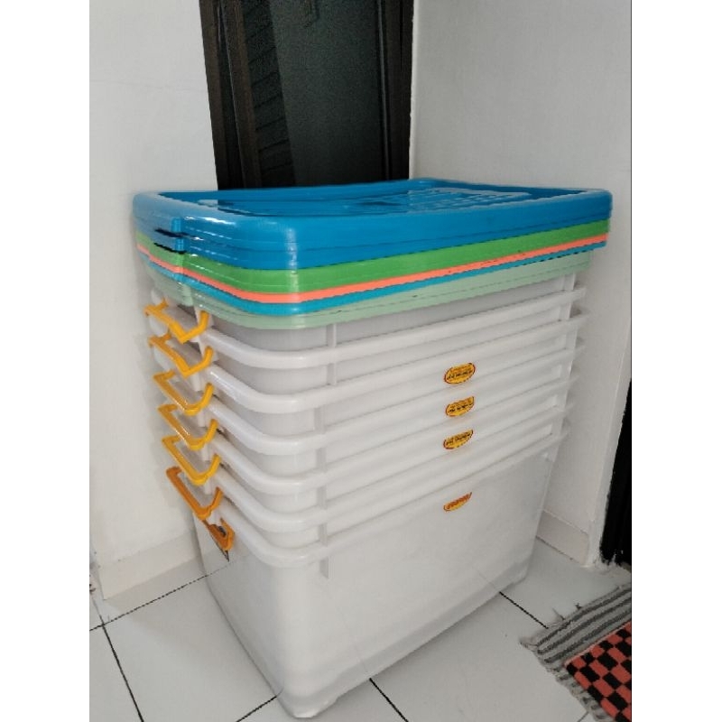 box container plastik 150 lt