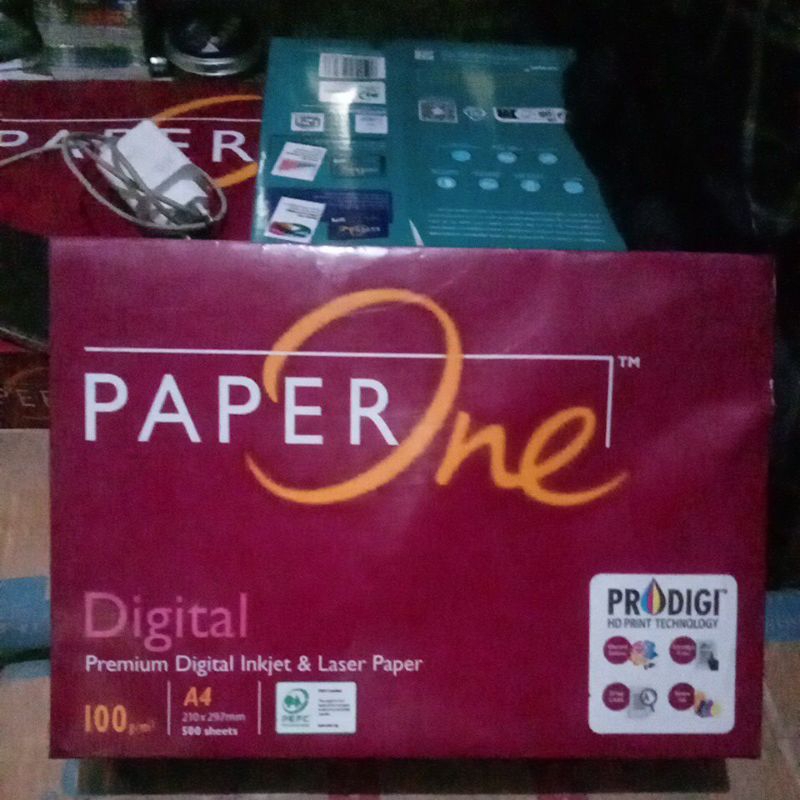 

kertas hvs a4 paperone 100 gr 1 rim isi 500 lembar