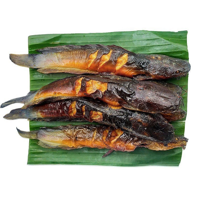 

Ikan Asap Lele+Bumbu Mangut | Ikan Asap Lele+Sambal Terasi Attin Food