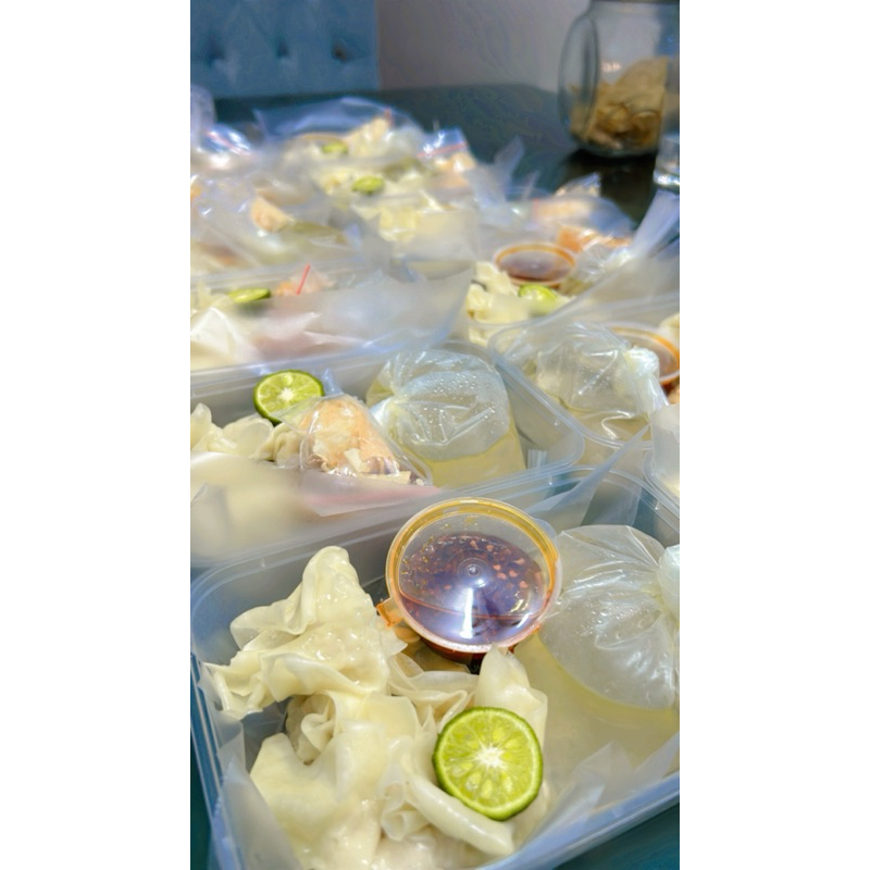 

wonton chili oil