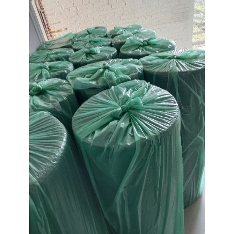 

BUBBLE WRAP HITAM 2,2 kg utuh