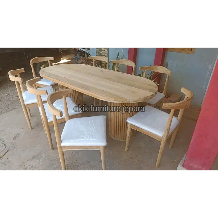 set+meja+makan+minimalis+meja+oval+salur+kursi+8