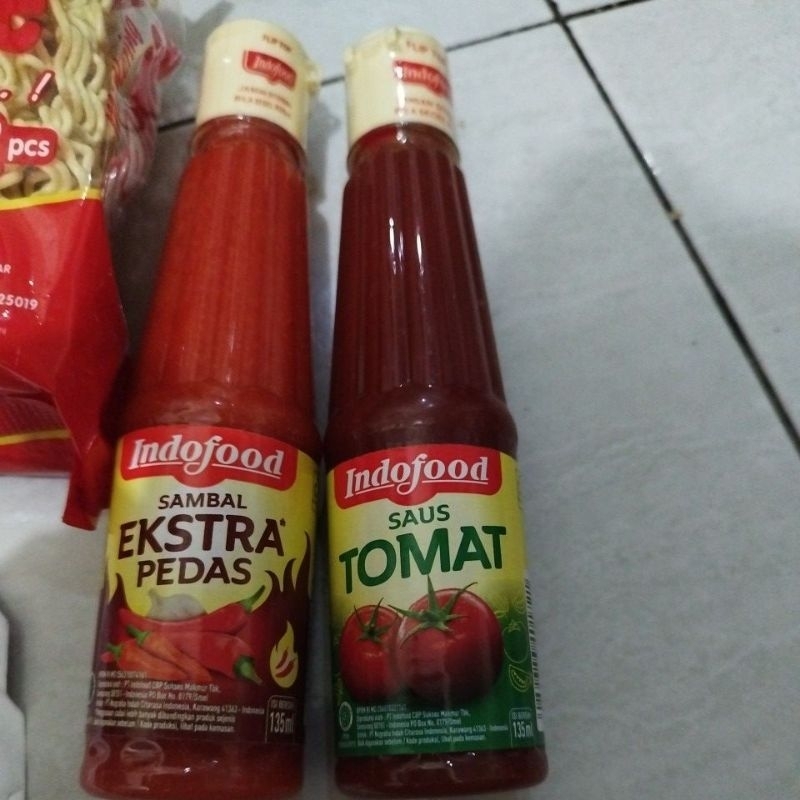 

Saus Indofood Pedas Tomat 135ml Botol