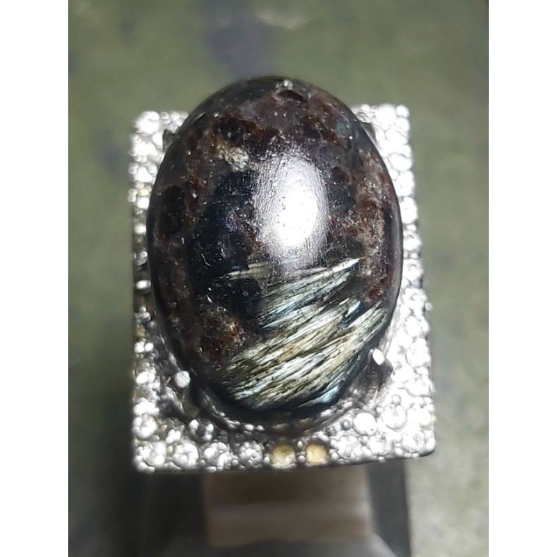 Bulu Merak Pietersite