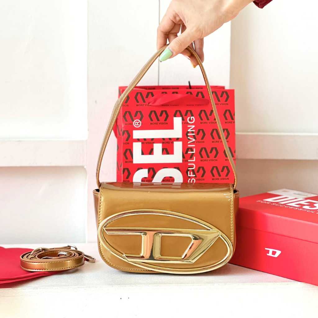 TAS BAHU WANITA DIESEL B 4129 GOLD PREMIUM