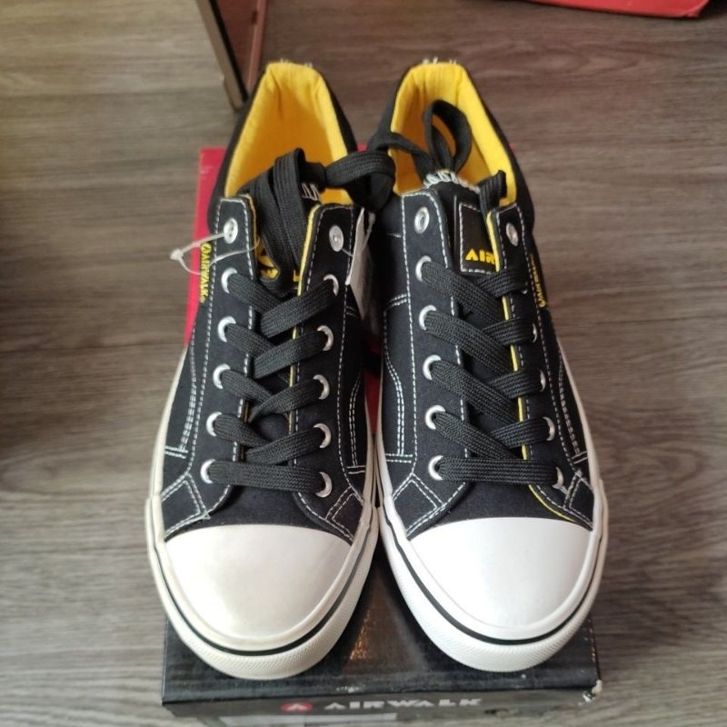 Sepatu Airwalk Ames Black