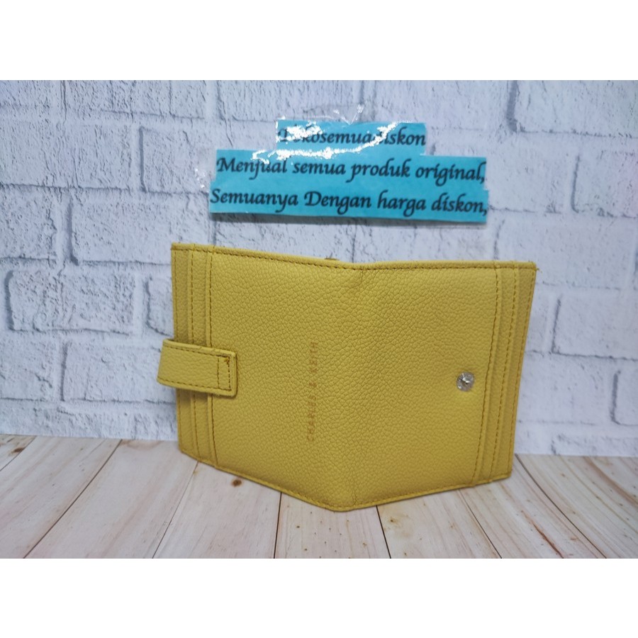 Dompet wanita kartu card holder charles&keith dijamin 100% original