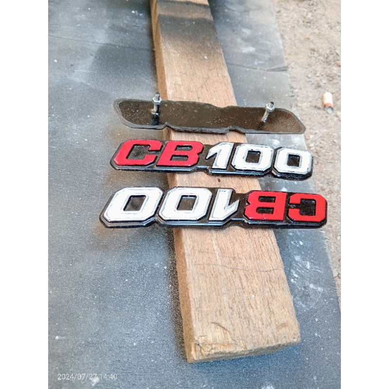 emblem box aki Honda cb k5