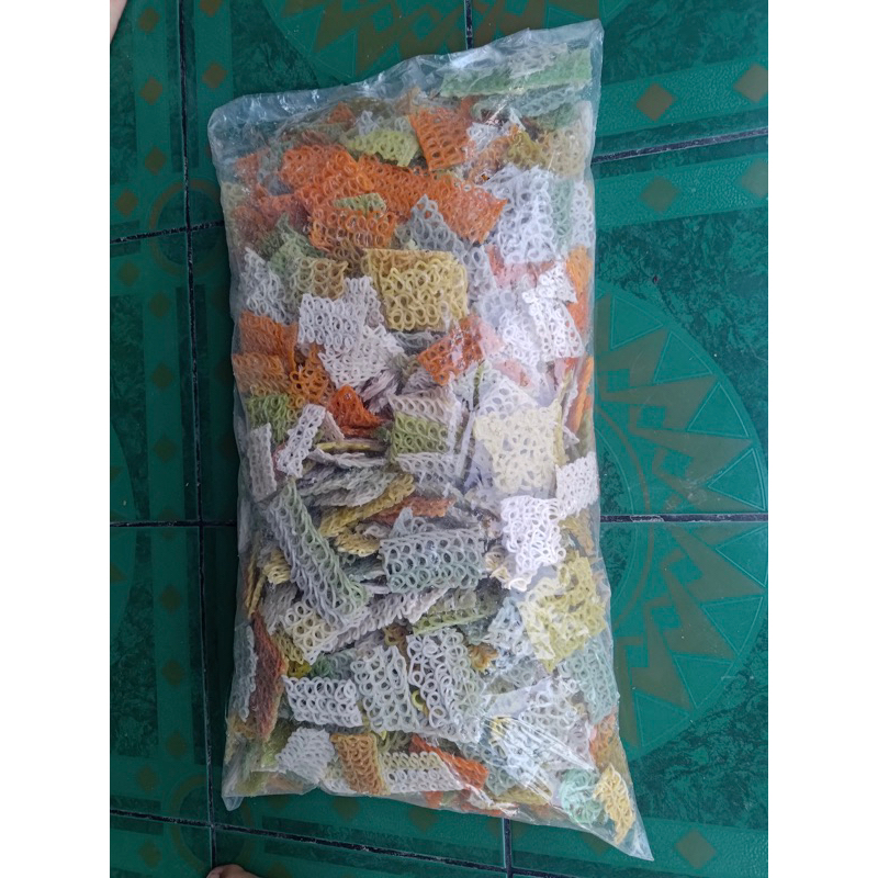 

krupuk kasandra/ kerupuk kepang mentah 5kg