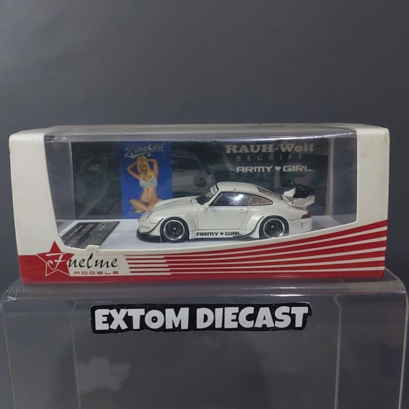 Fuelme Resin Porsche 993 ArmyGirl White