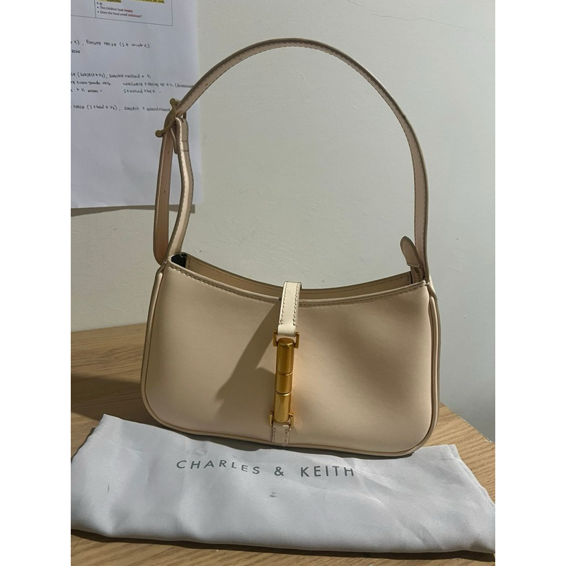 charles n keith shoulder bag