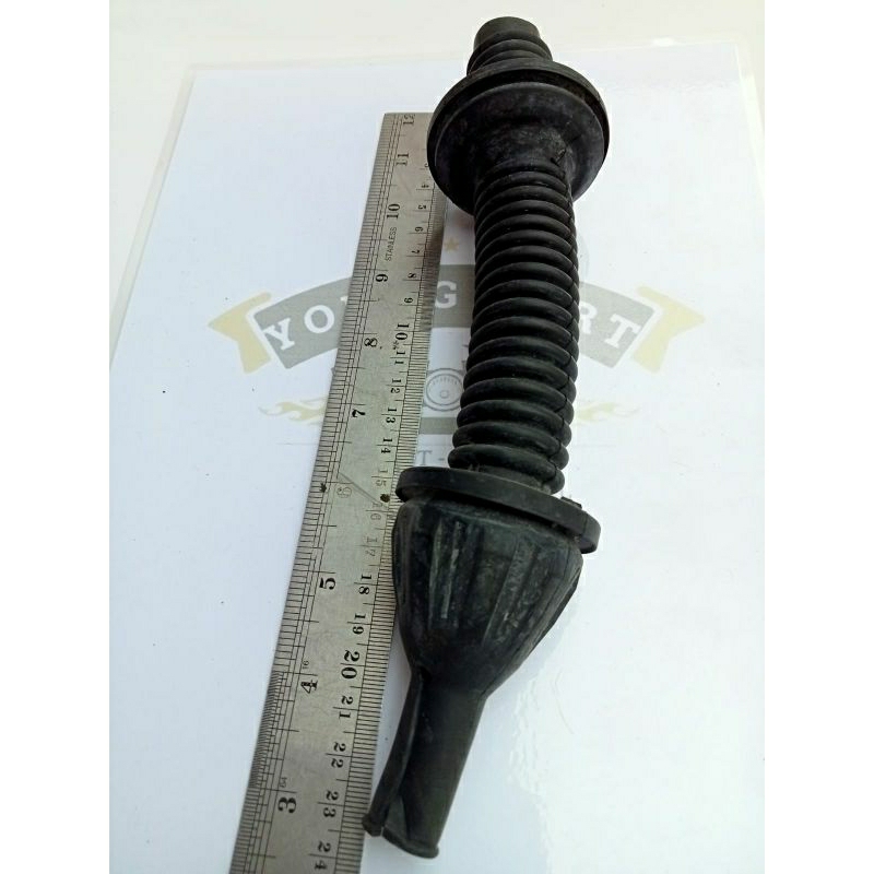 Karet Pelindung Kabel Bodi Pintu / Bagasi Mobil Yaris Vios Original