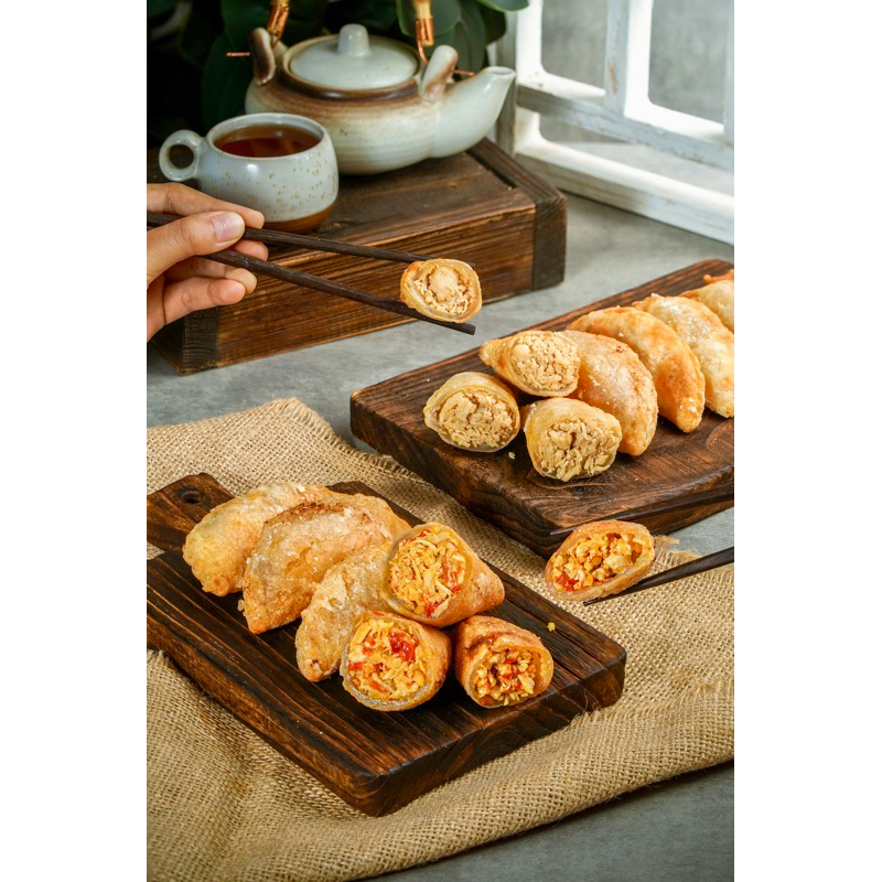 

LEBIH HEMAT PAKET MIX Pastel cireng ayam suwir isi 10