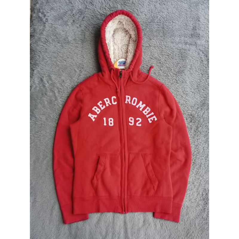 Abercrombie sherpa merah