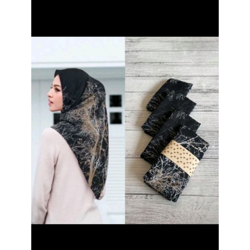 HIJAB_SEGIEMPAT_VOAL_MOTIF_AKAR_PREMIUM