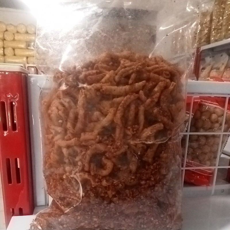 

keripik usus pedas daun jeruk