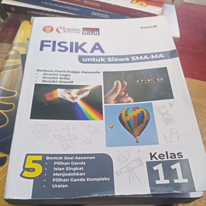buku paket fisika untuk SMA kelas 11 kurikulum merdeka penerbit yrama Widya