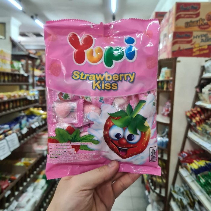 

PERMEN YUPI STRAWBERRY KISS 120gr KEMBANG GULA LUNAK RASA STROBERI BKS KECIL