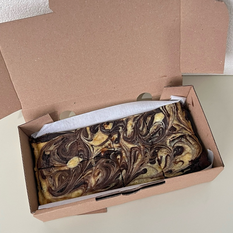 

Creamcheese brownies panggang,Brownies premium 20x10