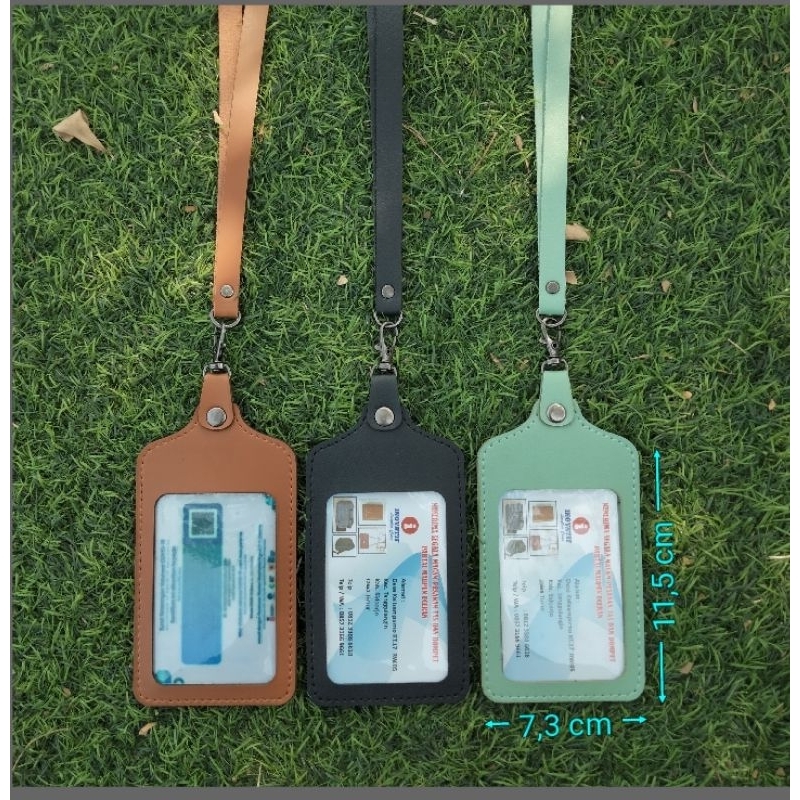 

id card holder. bahan kulit (custom) / Tempat gantungan id card