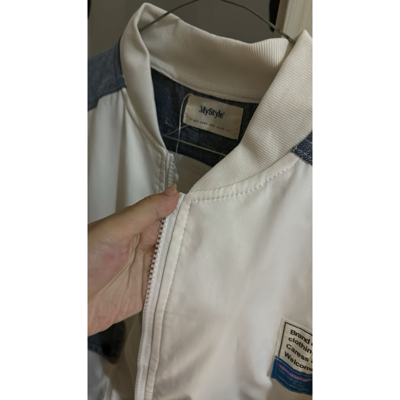 preloved jaket putih ✨