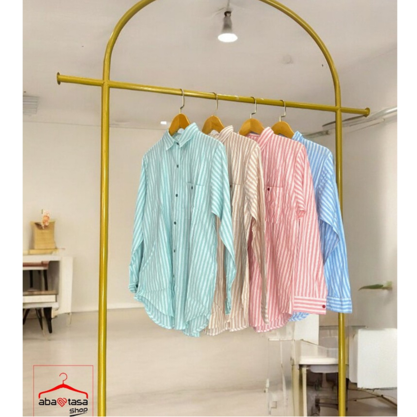 Kemeja oversize wanita salur