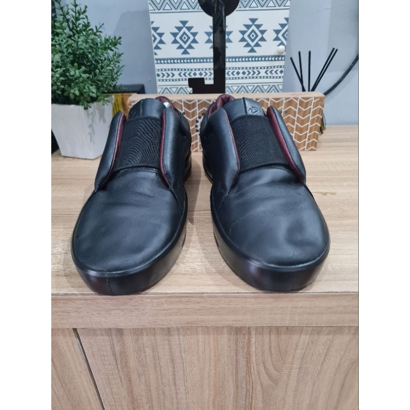 Sepatu Size 42 Ecco Slip On Kulit