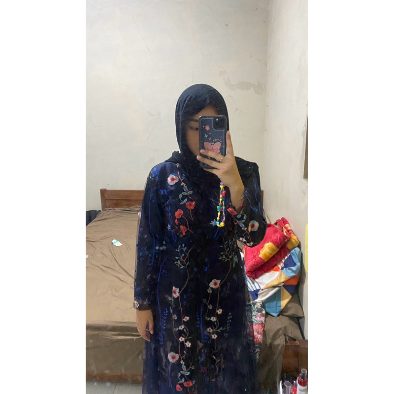 aura label outer