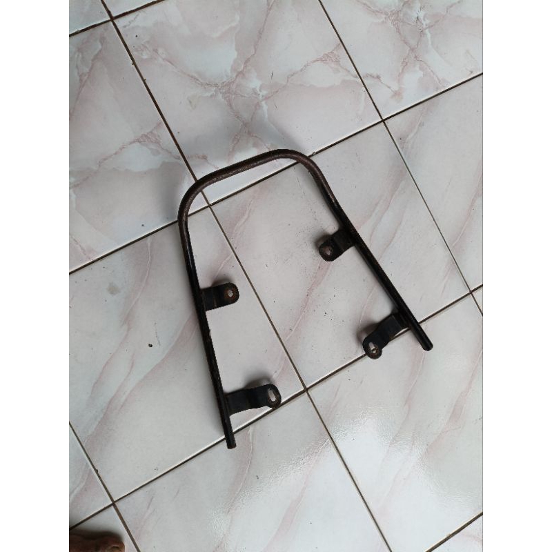 behel belakang  yamaha vega r vega lama