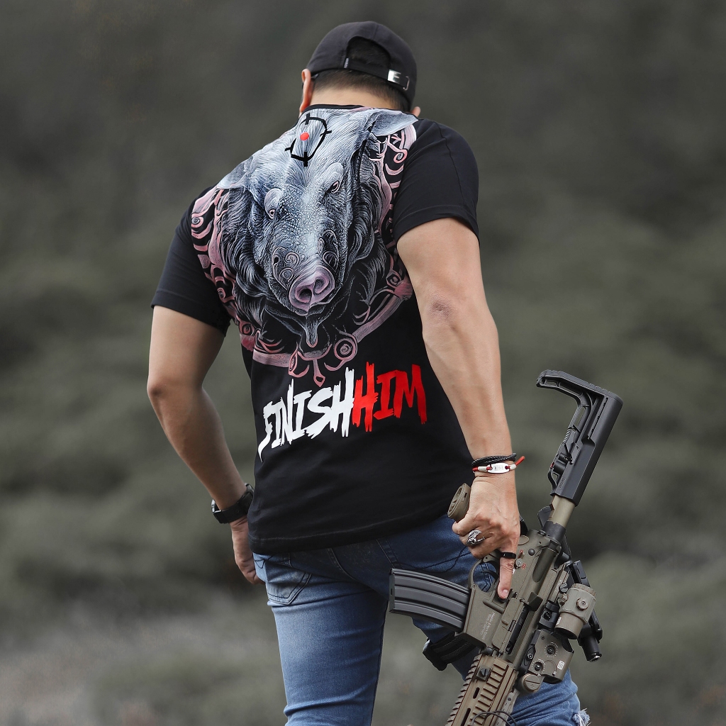 KAOSBOS.ID Kaos Tactical Babi Hutan T-Shirt | Baju Camo Berburu Kaos Babi Hutan Premium