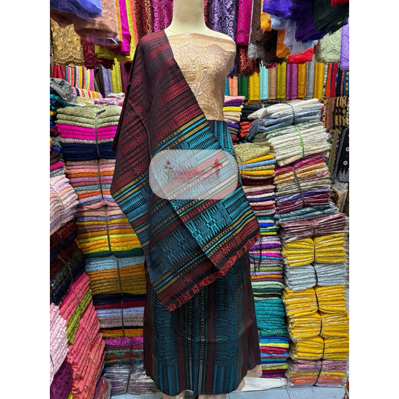 Songket Tenunan Tarutung Tumtuman benang 100 bersambung