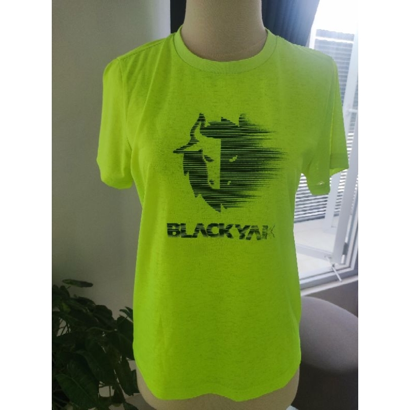 kaos olhraga BlackYak original preloved pribadi