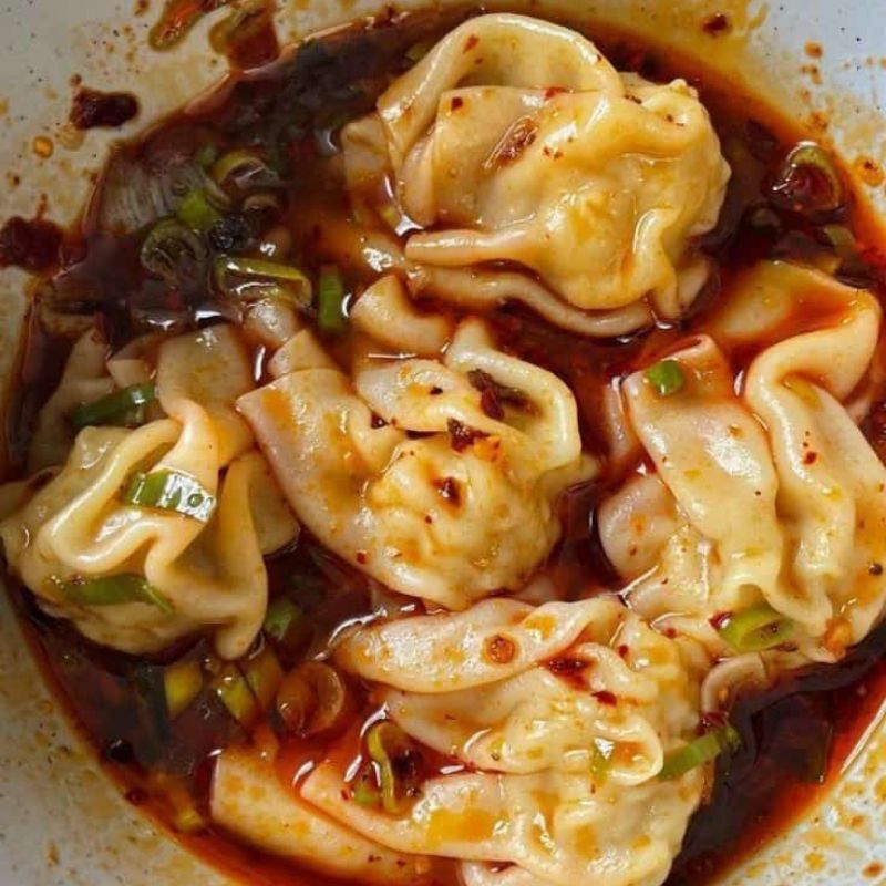 

PANGSIT CHILI OIL ISI FULL AYAM, PANGSIT KUAH/GORENG